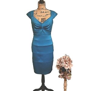 Signature by Sangria Turquoise Stretch Satin 6 NWT